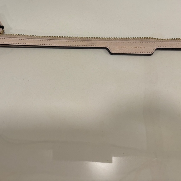 Anya Hindmarch Papers Zip Sleeve - Picture 5 of 8